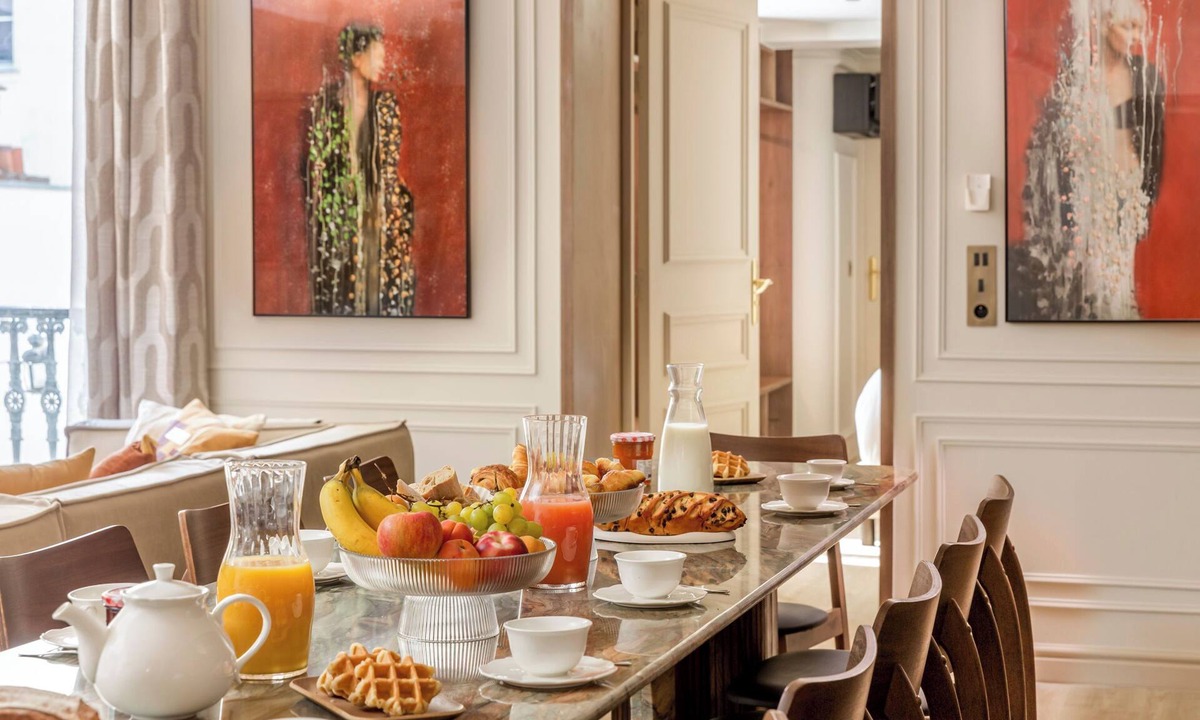 3rd Arrondissement Apartment | Merveil Signature Suite - Archives II