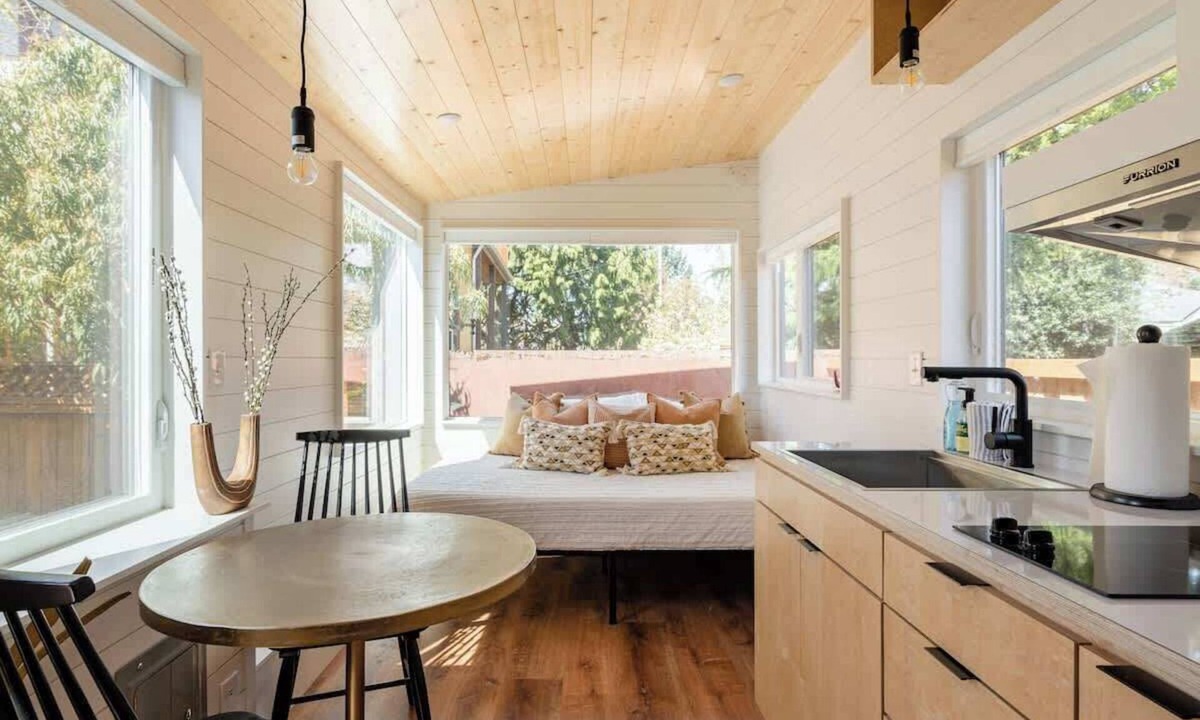 Alberta Arts District Apartment | Mesa Tiny House Oasis on Alberta