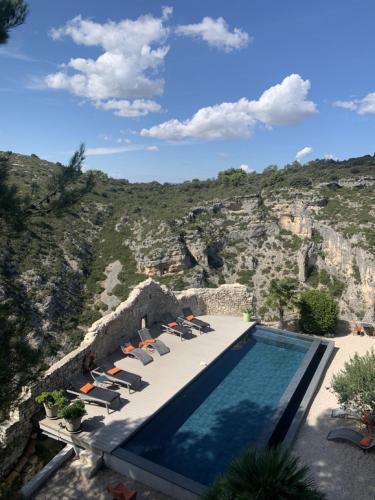 Methamis House | Metafort