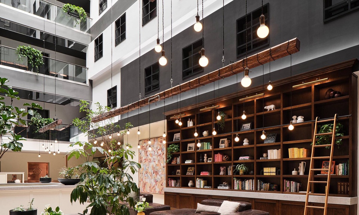 Byward Market - Parliament Hill Hotel | Metcalfe Hotel Ottawa by Gray Collection