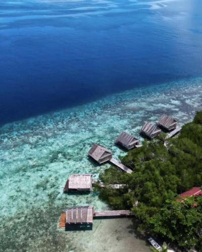 Sawinggrai Cabin | Methos Homestay - Raja Ampat