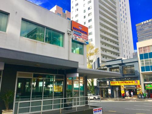 Auckland Central Business District Hostel | Metro Adventurer Backpackers