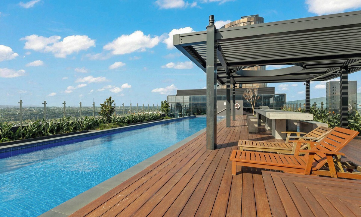 Box Hill Apartment | Metropolitan Oasis, 2B1B Apartment Box Hill