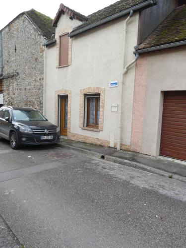 Nogent-sur-Seine House | Meuble de la Tour