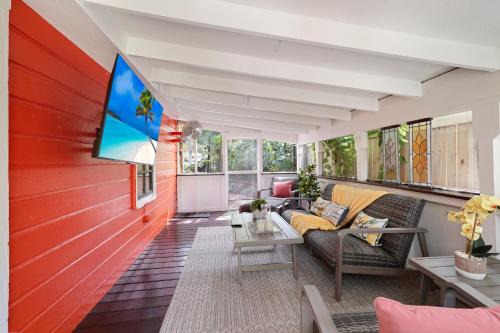 South Miami House | Miami Cottage by Dream Vacation