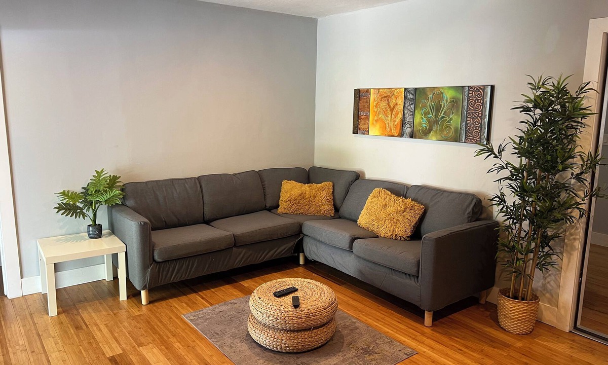 Buena Vista House | Miami Design District Retreat – Walk to Shops & Cafes