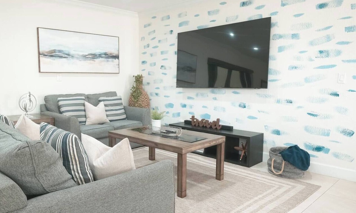 Seybold House | Miami dreams home! centrally located