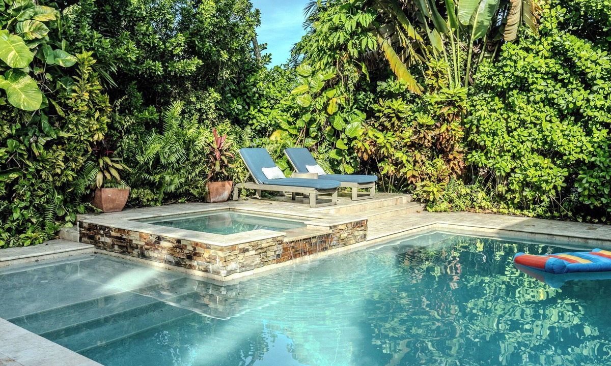 Biscayne Park House | Miami Modern Luxury with a Pool & Spa