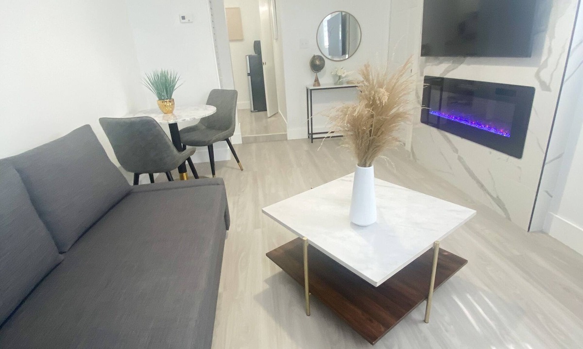 Ludlam Apartment | Miami Paradise Apartment