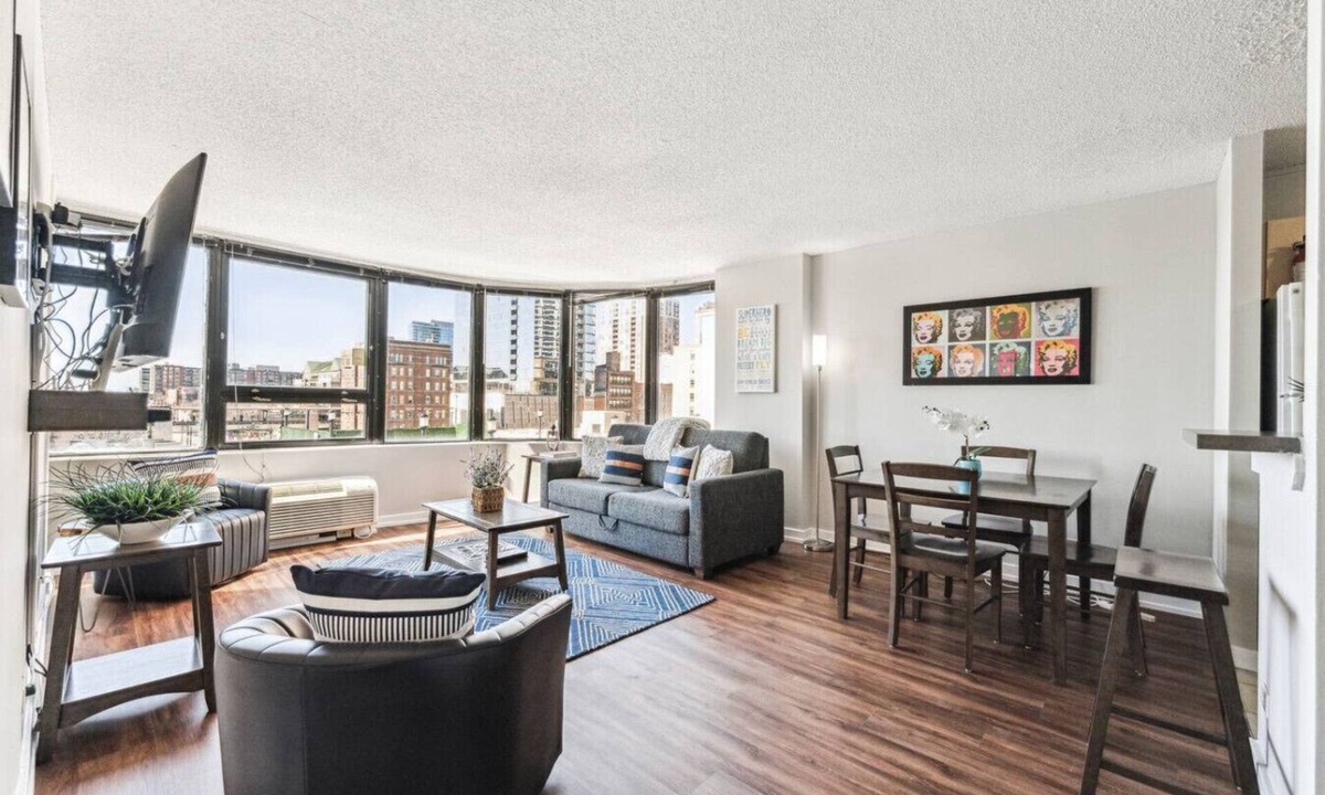 South Loop Apartment | MICH AVE Downtown, Park, Museums 2bd #4
