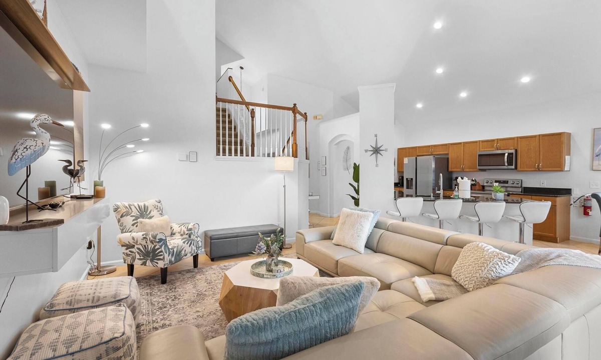Windsor Palms Villa | Mickey's Backyard Themed 6BR with Pool