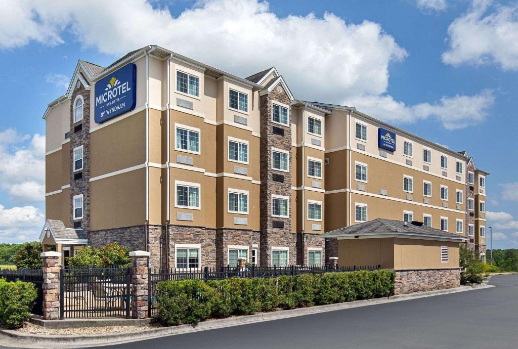 Opelika Hotel | Microtel Inn and Suites by Wyndham