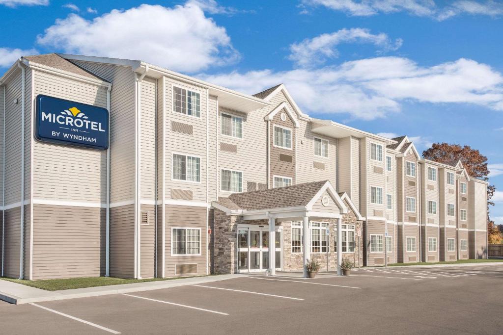 Binghamton Hotel | Microtel Inn & Suites by Wyndham Binghamton