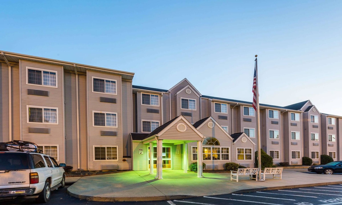 Hillsborough Hotel | Microtel Inn & Suites by Wyndham Hillsborough
