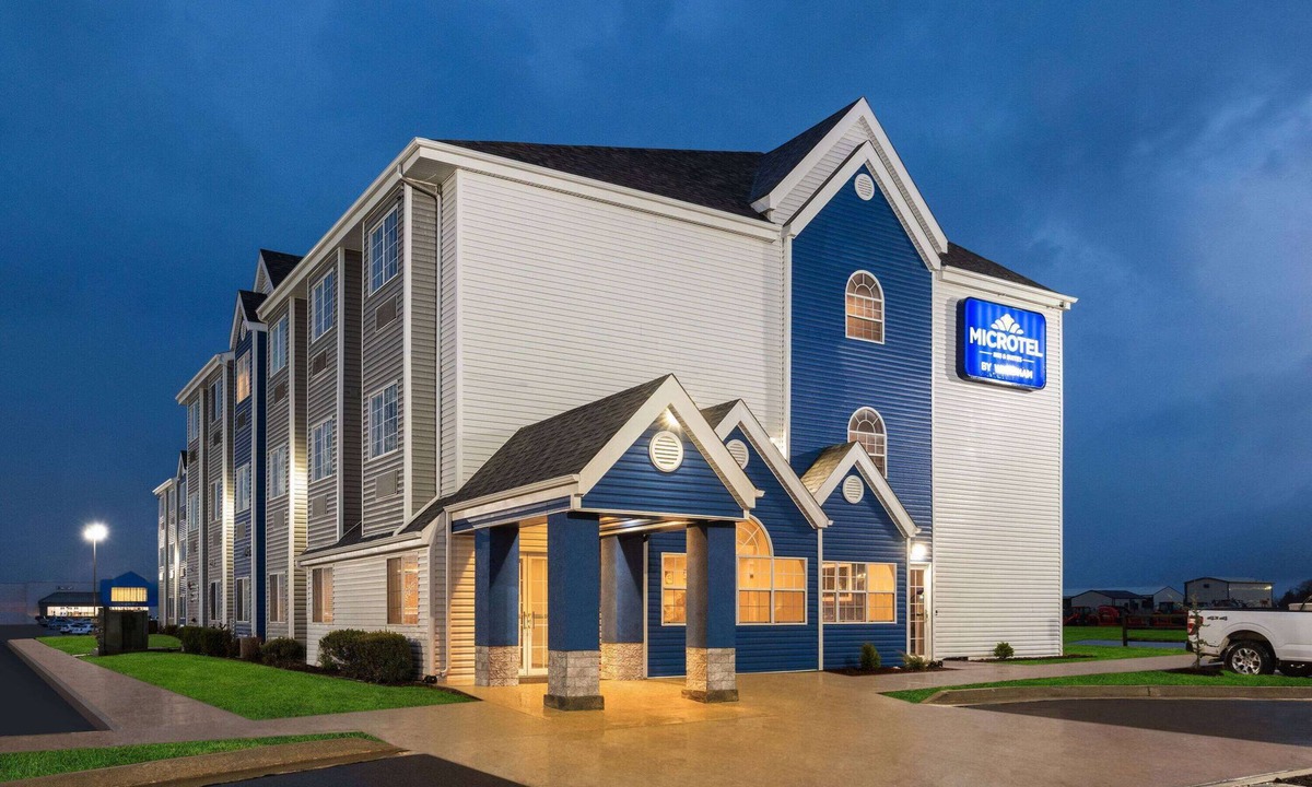 Independence Hotel | Microtel Inn & Suites by Wyndham Independence