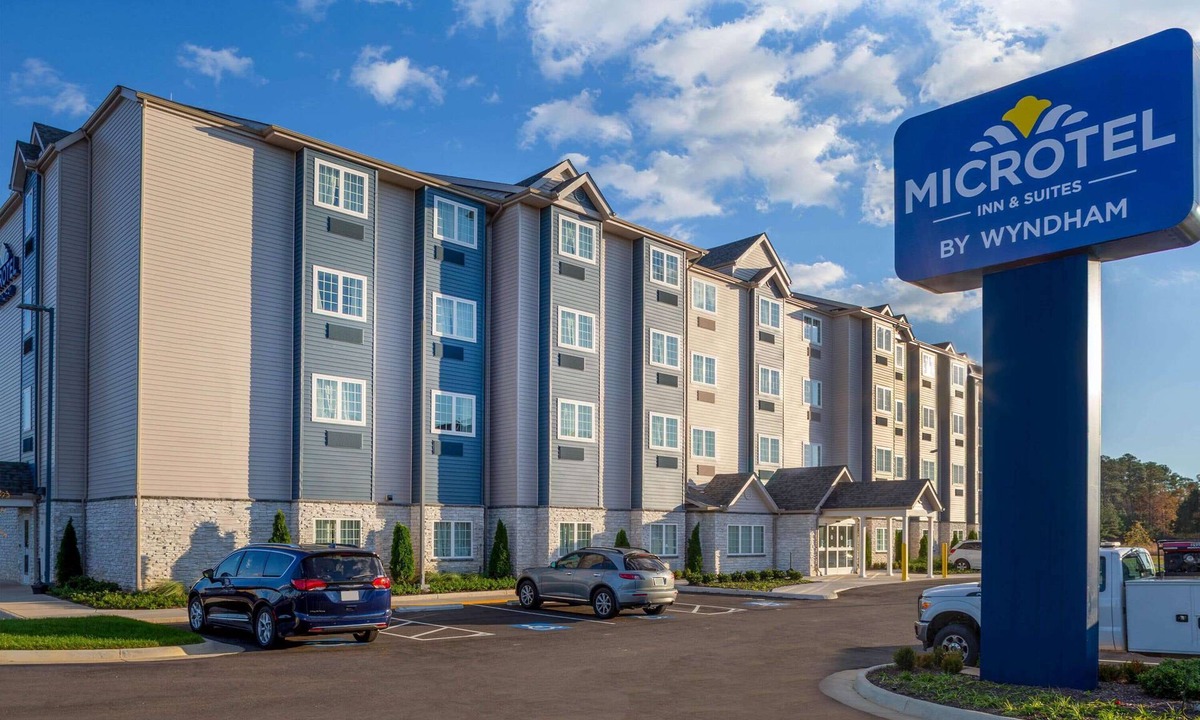 South Hill Hotel | Microtel Inn & Suites by Wyndham South Hill