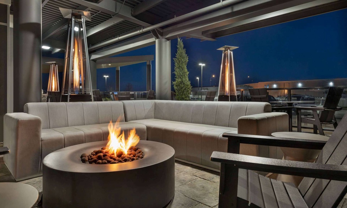 Estevan Hotel | Microtel Inn & Suites by Wyndham Estevan