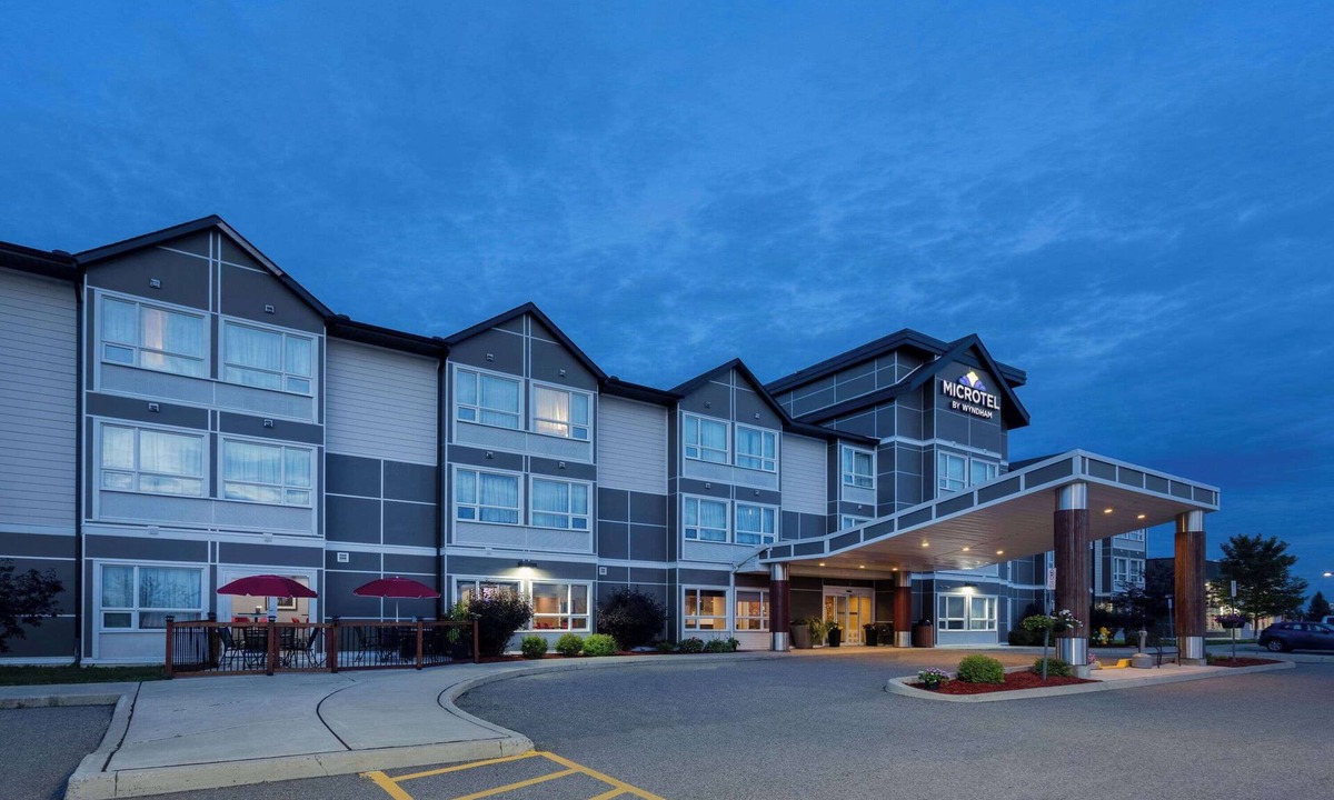 Timmins Hotel | Microtel Inn & Suites by Wyndham Timmins