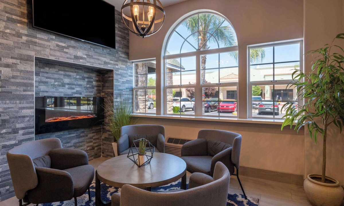 Tracy Hotel | Microtel Inn & Suites by Wyndham Tracy
