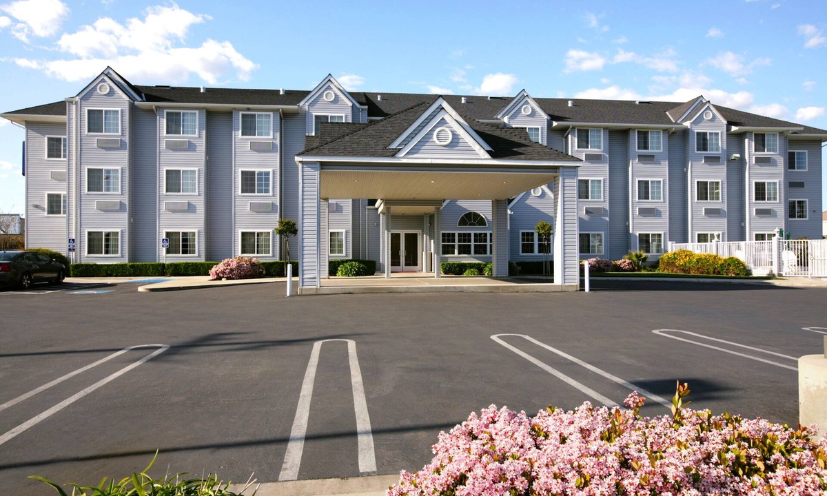 Ceres Hotel | Microtel Inn & Suites by Wyndham Modesto Ceres