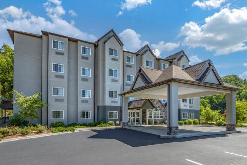 Sylva Hotel | Microtel Inn & Suites Dillsboro/Sylva