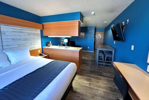 Tomah Hotel | Microtel Inn & Suites Tomah