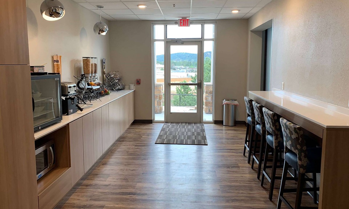 Woodland Park Hotel | Microtel Inn & Suites by Wyndham Woodland Park