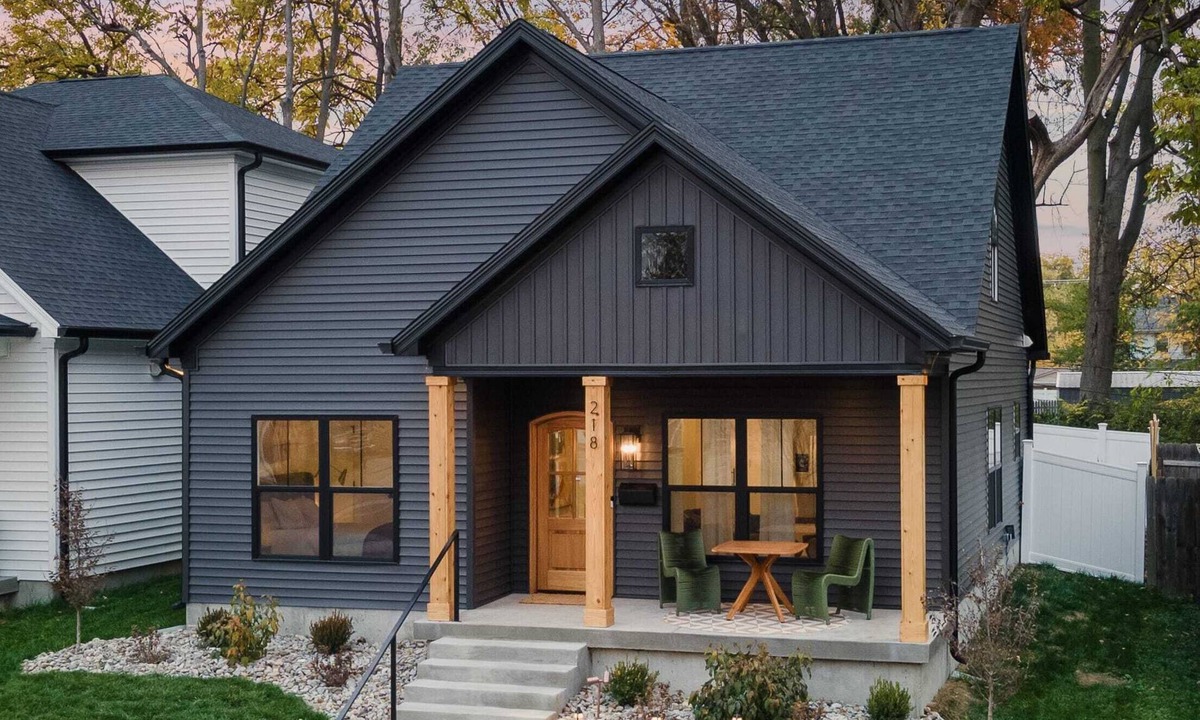 Jeffersonville House | Mid-Century Oasis with Hot Tub