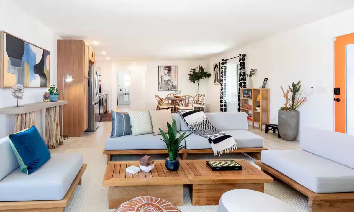 Desert Hot Springs House | Mid-Century Desert Escape