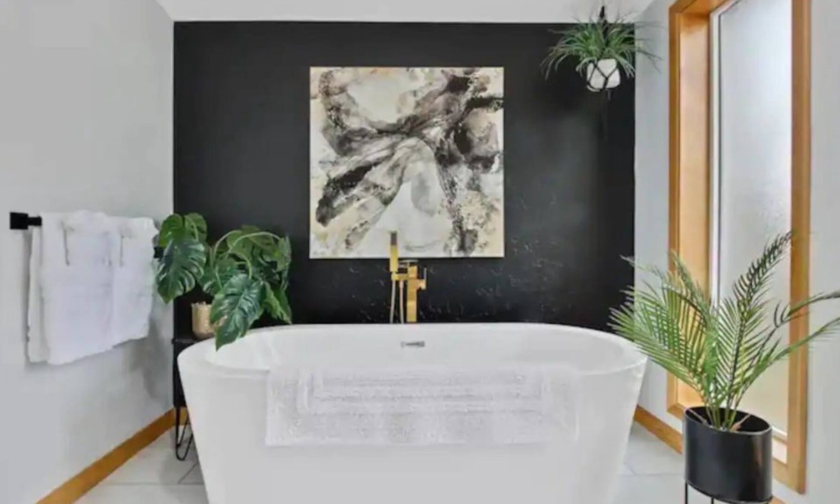 Hillcrest House | Mid-Mod Haven by Boise Airport