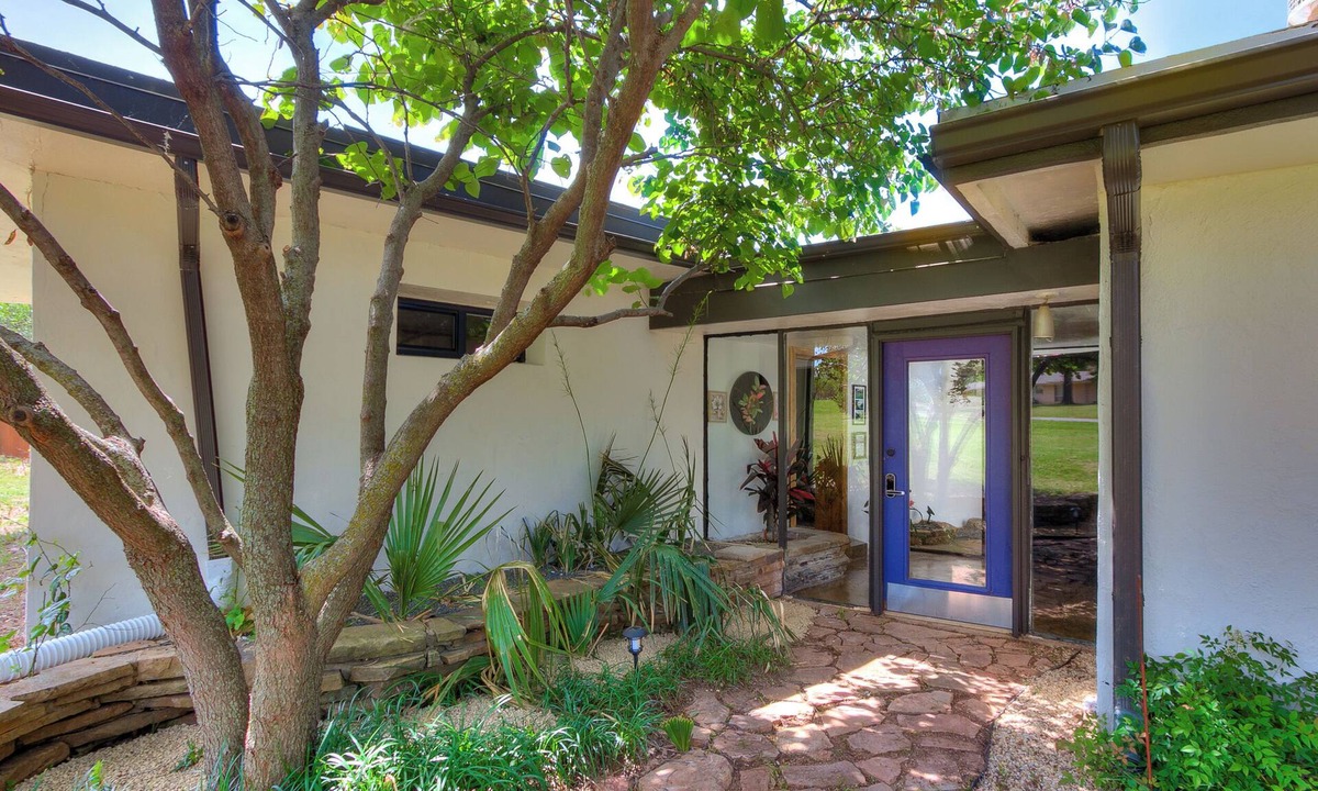 Central Oklahoma City House | Midcentury Oasis with hot tub!