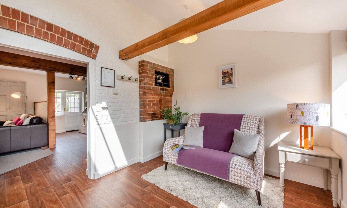 Upper Dicker House | Middle Cottage - Chiddingly