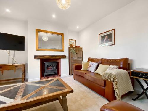 Broad Hinton House | Middle Farm Cottage