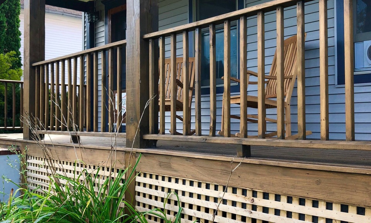 Middlebury House | Middlebury Gem open concept and 5 minutes from town