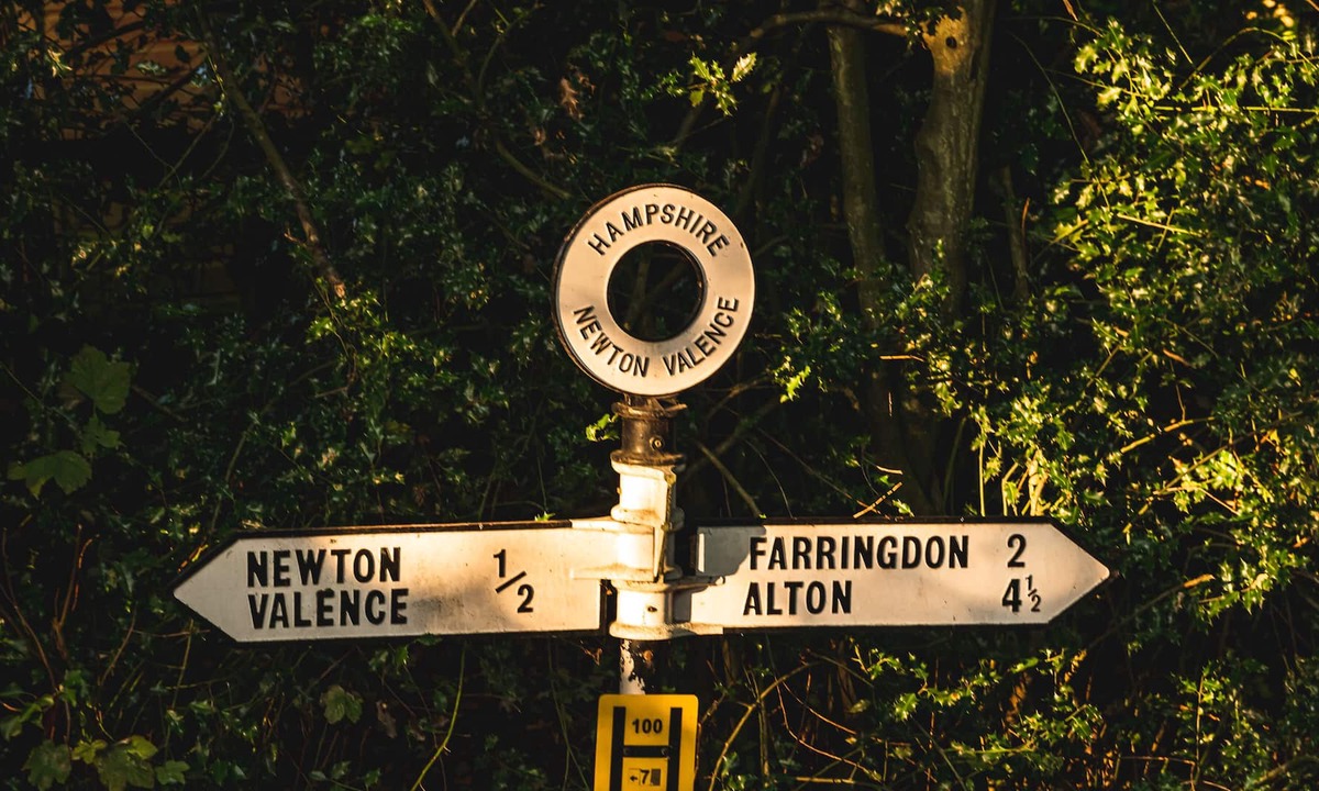 East Tisted Cottage | Middledown Holiday Home Newton Valence