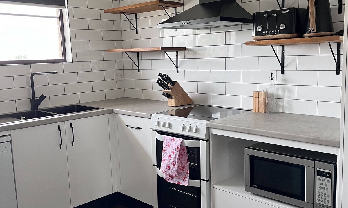 Parkes House | Middleton Manor