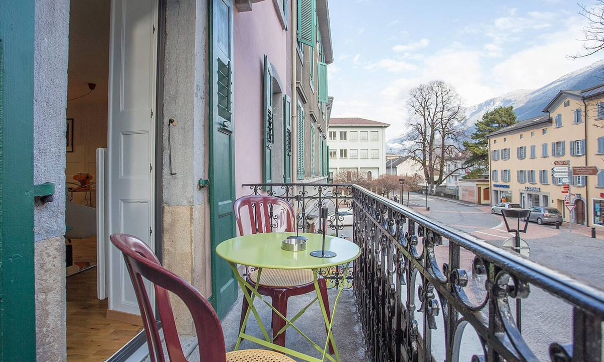 Martigny House | Midi Guestrooms