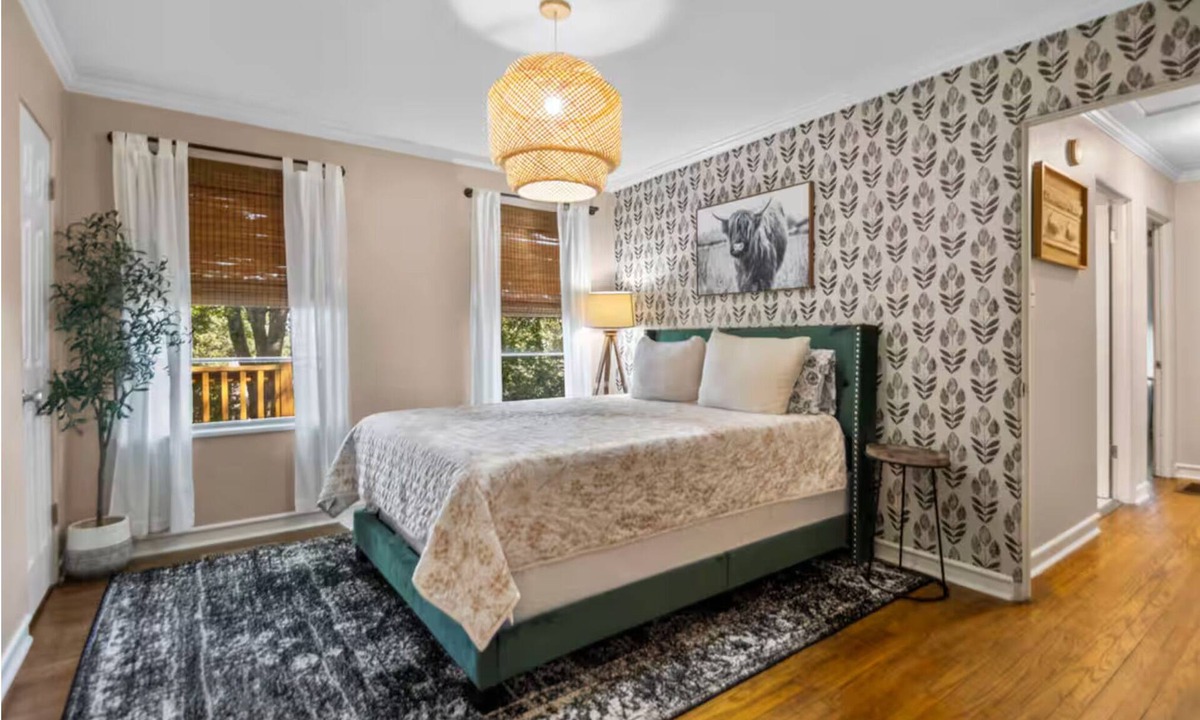 Hillcrest House | Midtown Little Rock | Walk to Dining + Hospitals