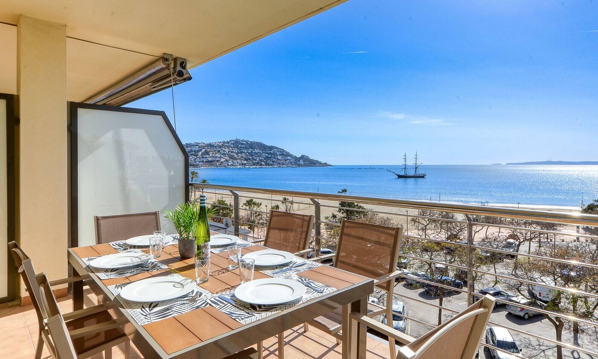 Santa Margarida Apartment | MILENI 1 1 4 3 Roses