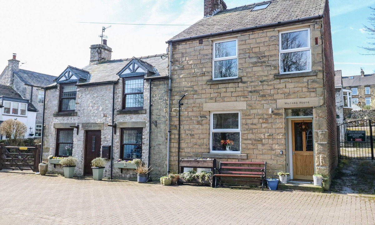 Tideswell Cottage | Milford House