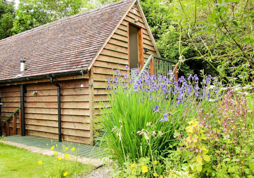 Munslow House | Milford Tree Tops