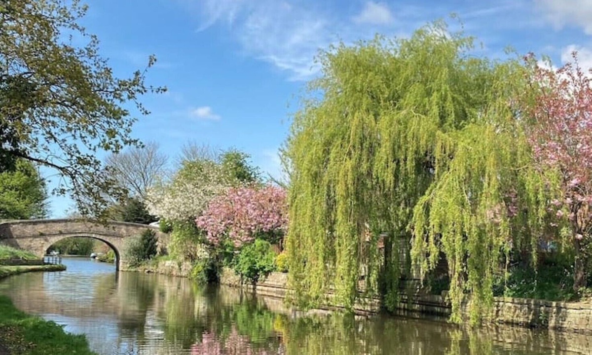 Parbold Cottage | 'Mill Cottage' Parbold. Where people matter.