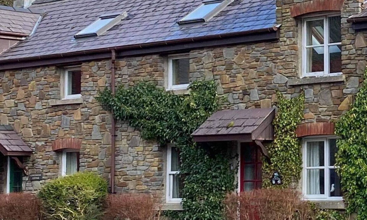 Solva Cottage | Mill Cottage Solva, with parking.
