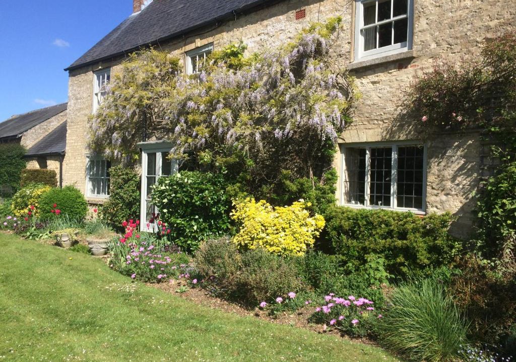 Newport Pagnell Bed & Breakfast | Mill Farm