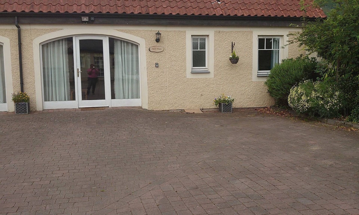 Alva House | Mill Glen