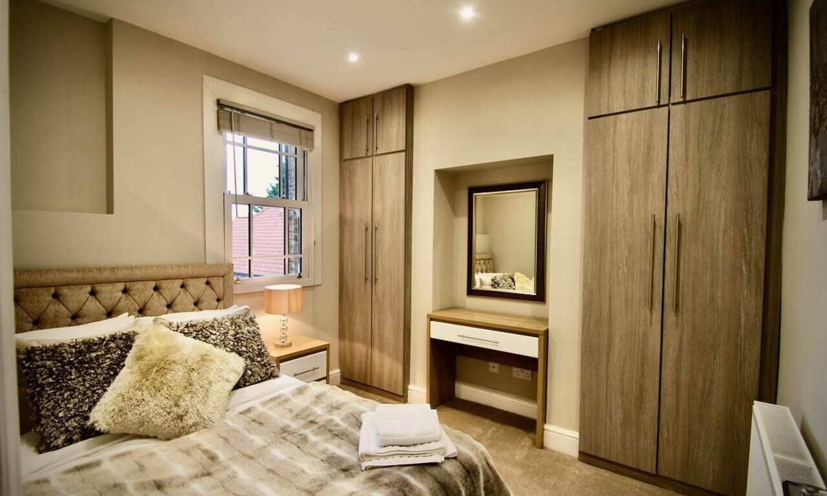 Newmarket House | Mill House Townhouse