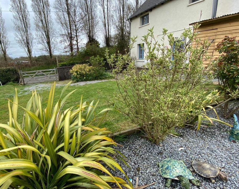 Meneac House | Mille Fleurs Cottage