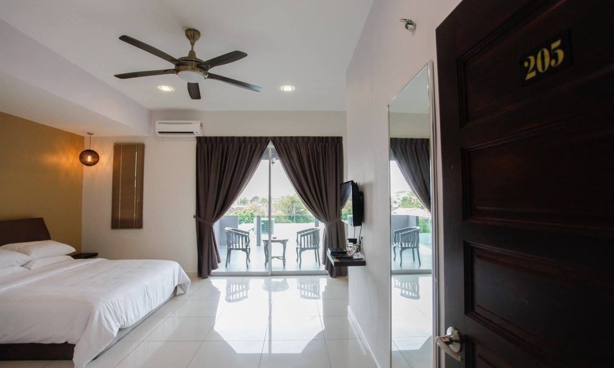 Taman Nyior Setali House | Millenium Maison Home