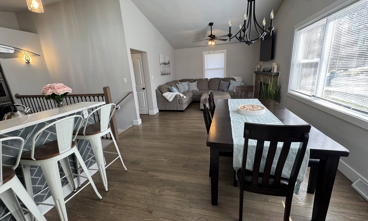 Miller Beach House | Miller Beach Family Getaway