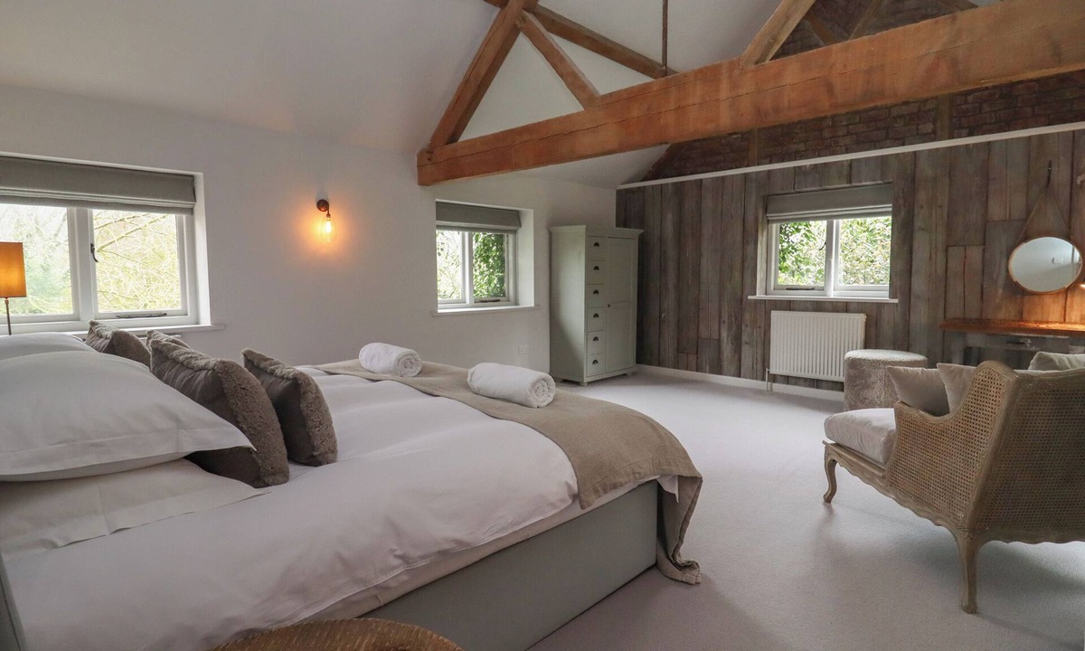 Woolhope Cottage | Millpond Bothy